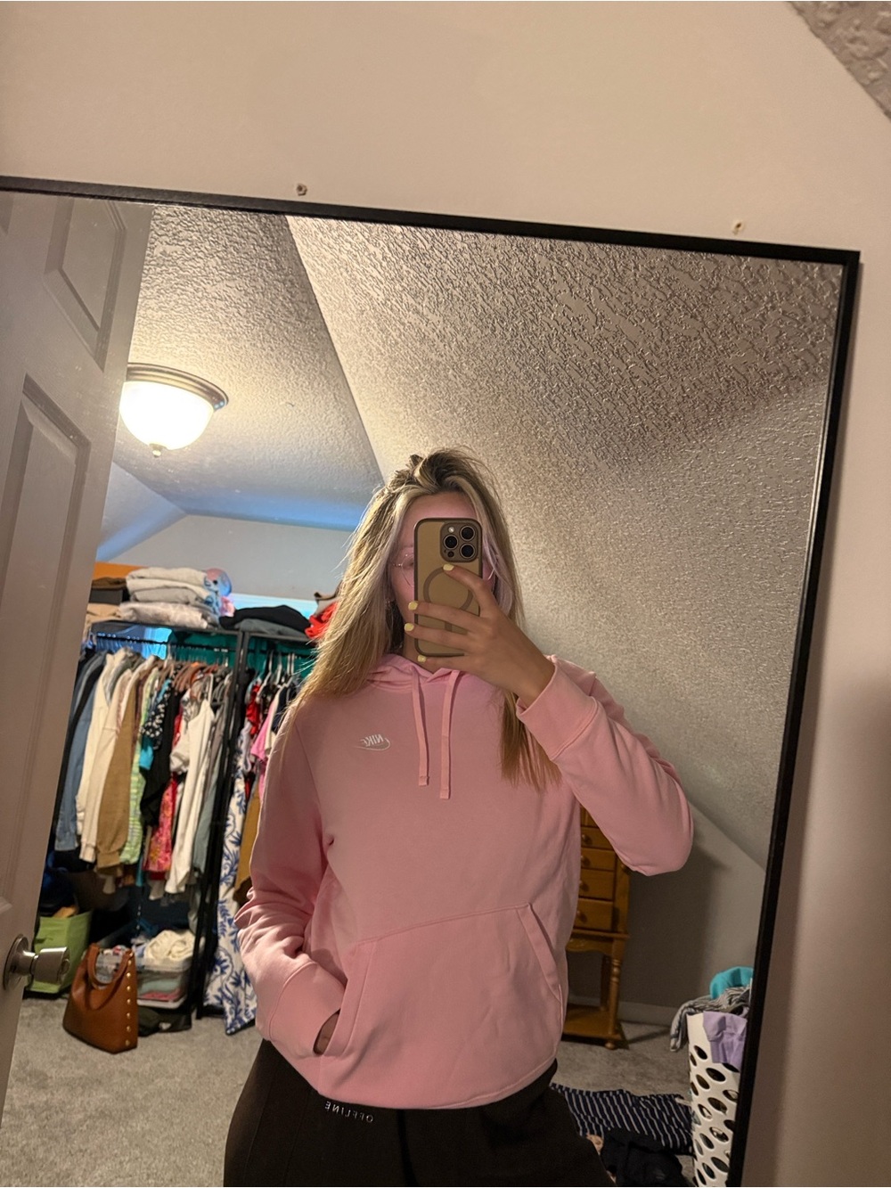 Nike Pink Women's Pullover Hoodie with Pocket